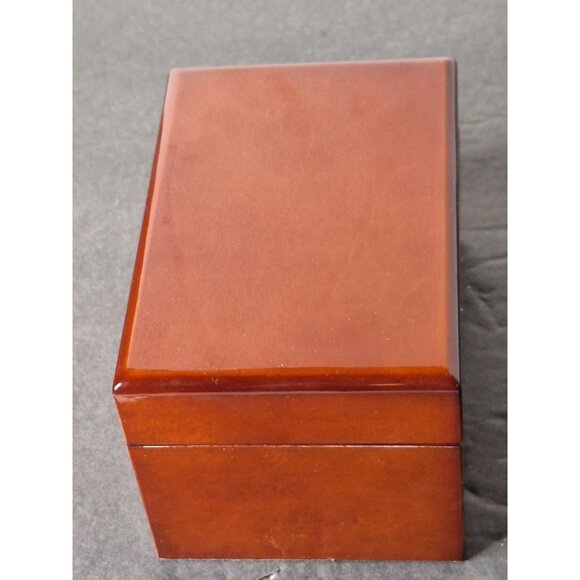 Sawotka's two - Tone Stainless Steel Design Quartz Movement - Picture 7 of 9